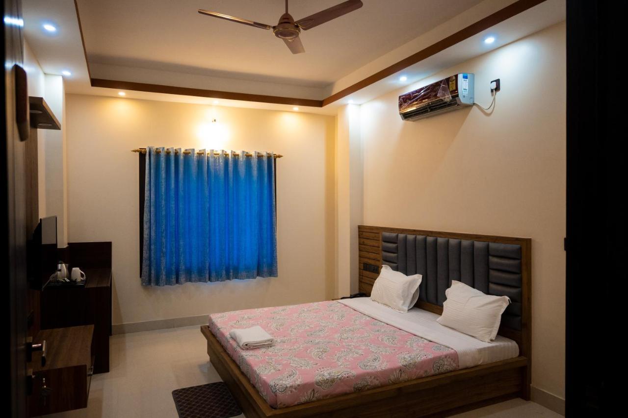 Unique Shantiniketan Hotel Sri Niketan Exterior photo